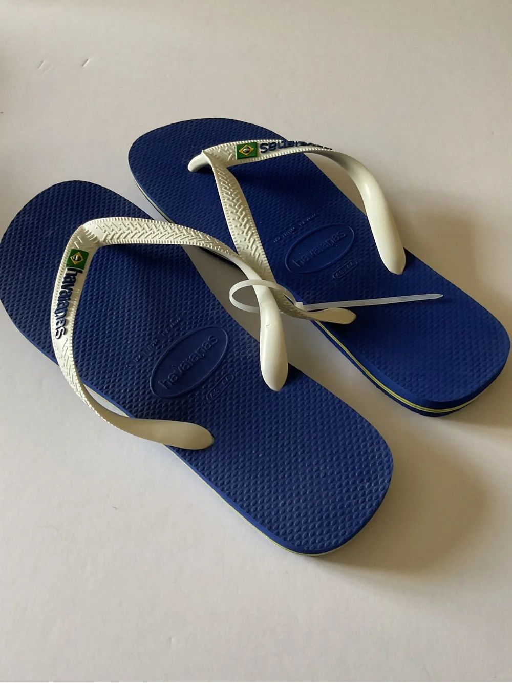 HAVAIANAS MENS FLIP FLOPS BLUE WITH WHITE SIZE 11/12 NWOT EU 45-46
